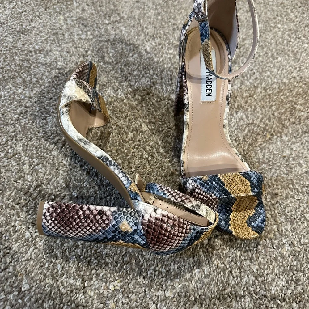 Steve Madden Multicolor Snake Print Heels - Picture 6 of 13